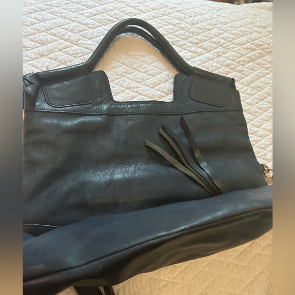 Foley & Corinna - Picture 4 of 15